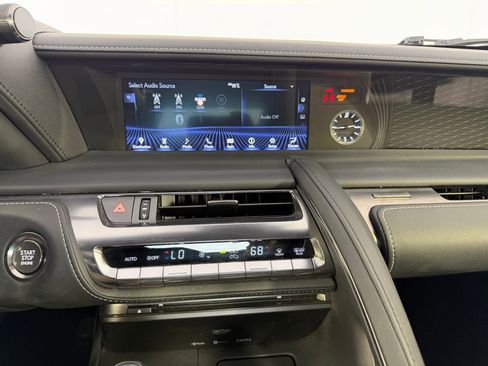 Used 2018 Lexus LC 500 Coupe w/ Sport Package image 24