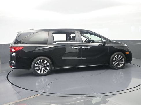 Used 2024 Honda Odyssey EX-L image 7