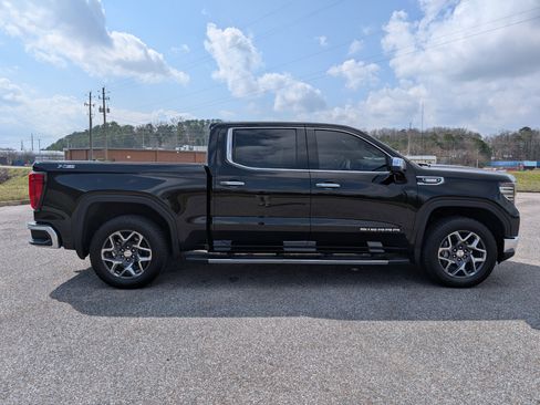 Used 2025 GMC Sierra 1500 SLT w/ SLT Premium Plus Package image 10