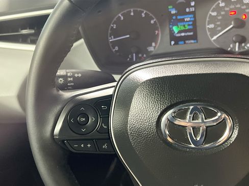 Used 2025 Toyota Corolla SE FWD image 19