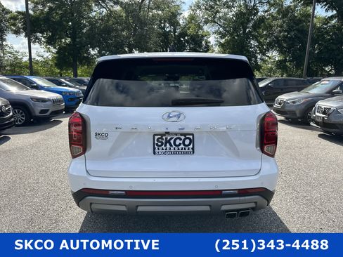 Used 2024 Hyundai Palisade SE image 4