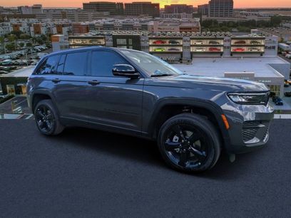 New 2025 Jeep Grand Cherokee Altitude