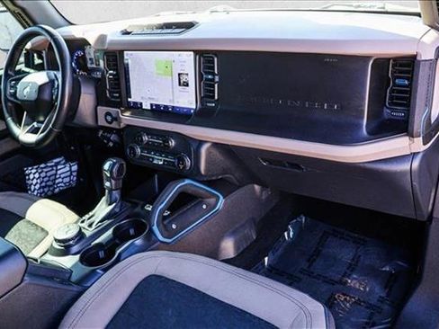 Used 2022 Ford Bronco Wildtrak AWD/4WD image 25