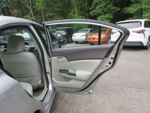 Used 2012 Honda Civic LX image 16