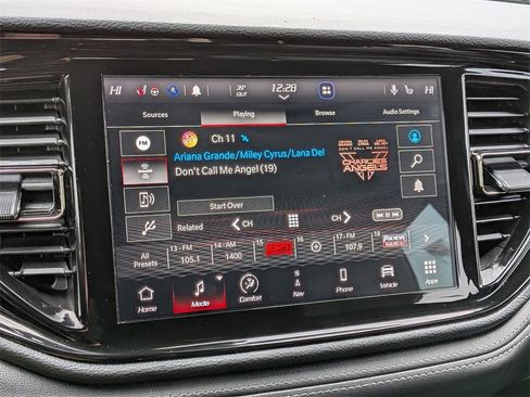 Used 2022 Dodge Durango GT image 19