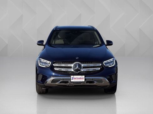 Used 2022 Mercedes-Benz GLC 300 image 2