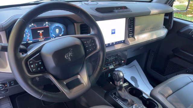 Used 2025 Ford Bronco Outer Banks AWD/4WD image 6