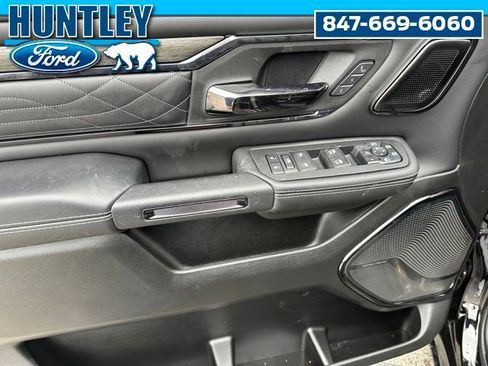 Used 2025 RAM 1500 Limited AWD/4WD image 14