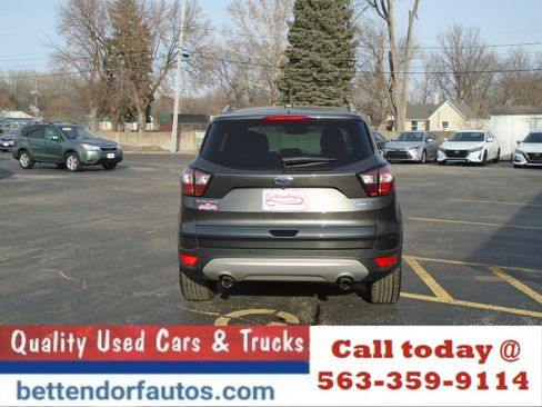 Used 2018 Ford Escape Titanium image 7