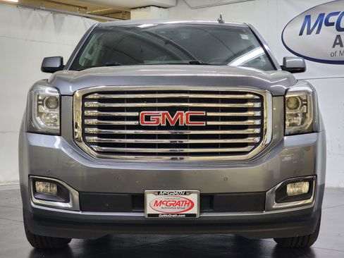 Used 2018 GMC Yukon SLT w/ Premium Edition AWD/4WD image 12