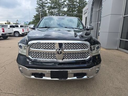 Used 2015 RAM 1500 Laramie w/ Convenience Group AWD/4WD image 2