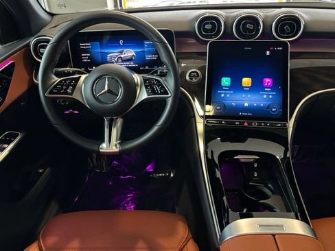 Used 2026 Mercedes-Benz GLC 300 image 43