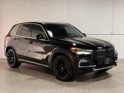 Used 2019 BMW X5 xDrive40i w/ Premium Package 2 AWD/4WD image 4