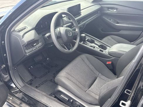 Used 2023 Honda Accord EX image 13