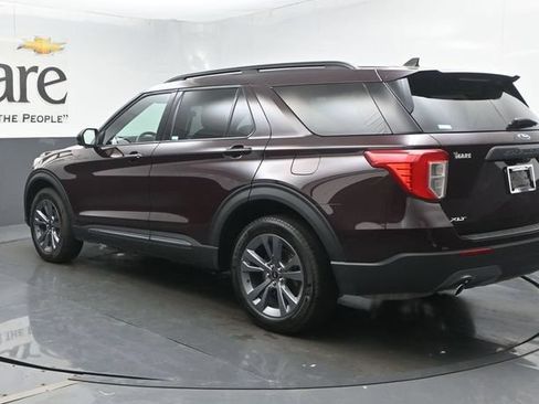 Used 2023 Ford Explorer XLT w/ Equipment Group 202A AWD/4WD image 54