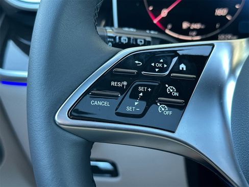 New 2026 Mercedes-Benz GLC 300 image 27