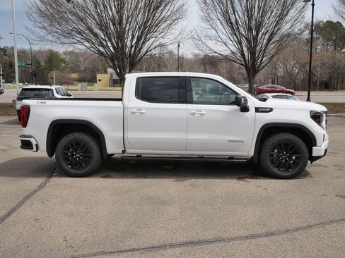 New 2026 GMC Sierra 1500 Elevation w/ Elevation Premium Package AWD/4WD image 19