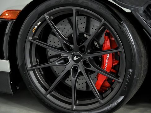 Used 2021 McLaren 765LT image 22