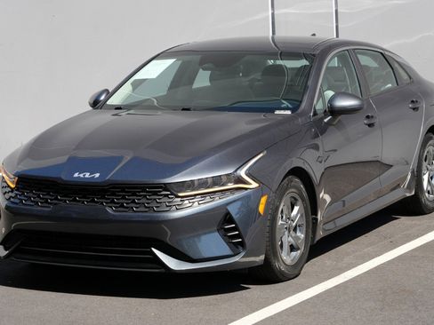 Used 2022 Kia K5 LXS FWD image 42