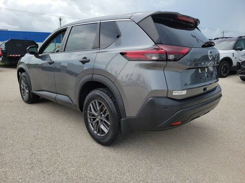 Used 2021 Nissan Rogue S FWD image 4