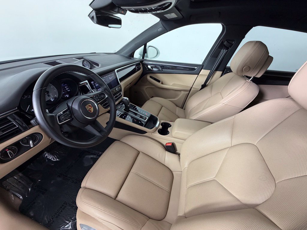 Used 2024 Porsche Macan S AWD/4WD image 4