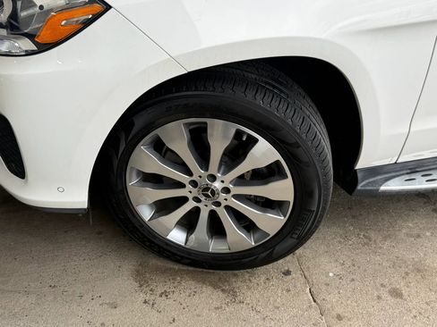 Used 2017 Mercedes-Benz GLS 450 4MATIC image 45