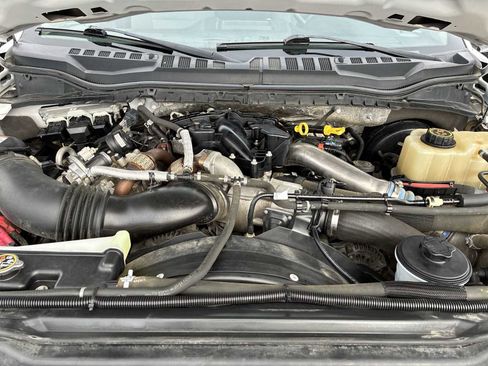 Used 2019 Ford F350 XLT w/ XLT Value Package image 17