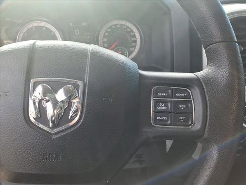 Used 2019 RAM 1500 Classic SLT image 20