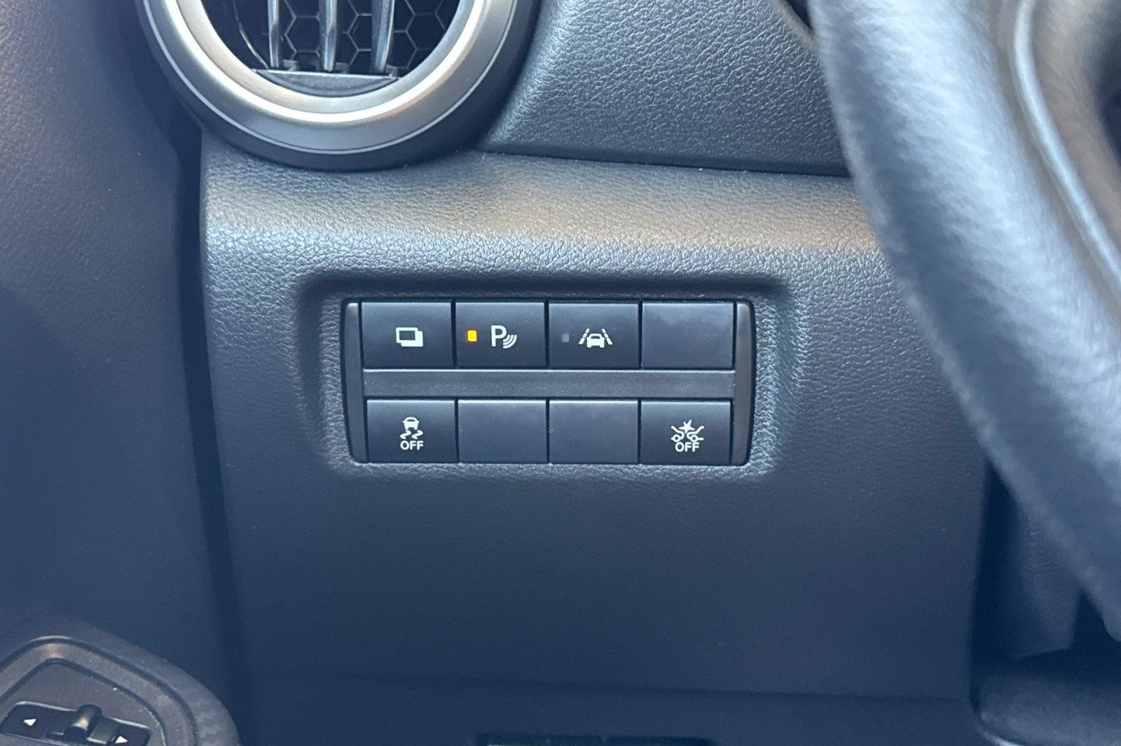 Used 2025 Nissan Versa S FWD image 26