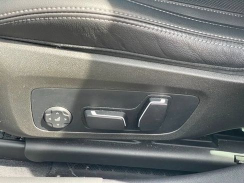 Certified 2024 BMW 330i xDrive Sedan w/ M Sport Package AWD/4WD image 13