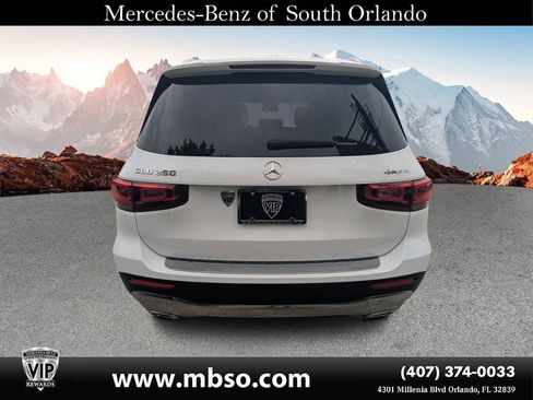 Certified 2022 Mercedes-Benz GLB 250 4MATIC w/ Premium Package Lite image 16