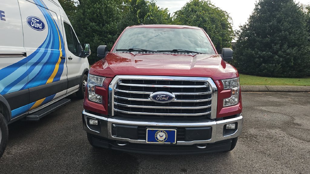 Used 2017 Ford F150 XLT w/ Equipment Group 302A Luxury AWD/4WD image 5