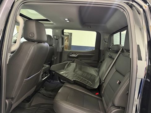 New 2026 GMC Sierra 1500 SLT w/ SLT Premium Package AWD/4WD image 18