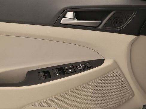 Used 2017 Hyundai Tucson Sport w/ Cargo Package image 23