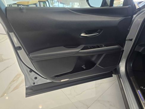 New 2026 Lexus UX 300h AWD image 23