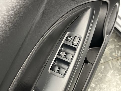 Used 2018 Mitsubishi Mirage ES image 6