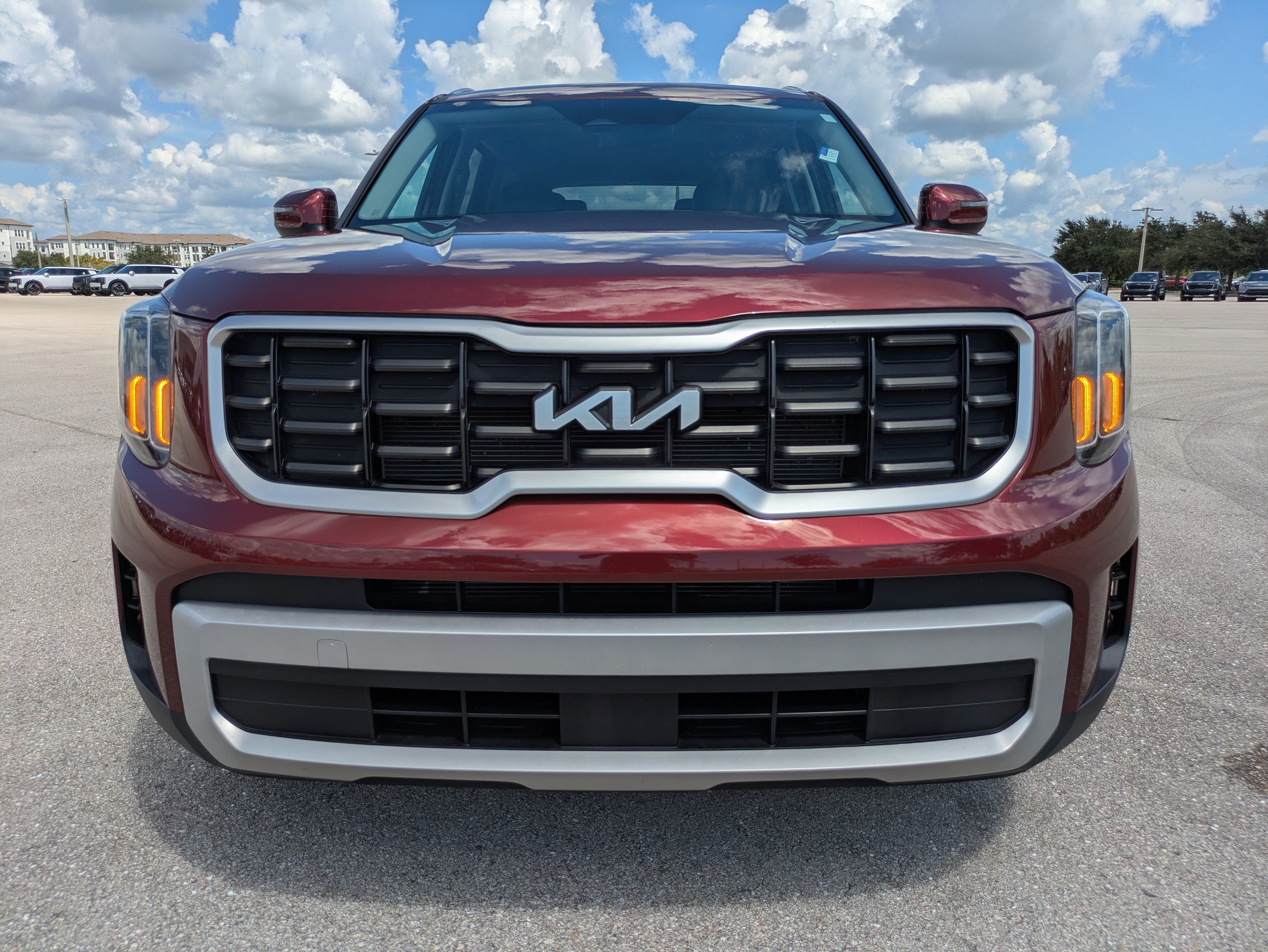 Certified 2024 Kia Telluride S w/ S Sunroof Package FWD image 9