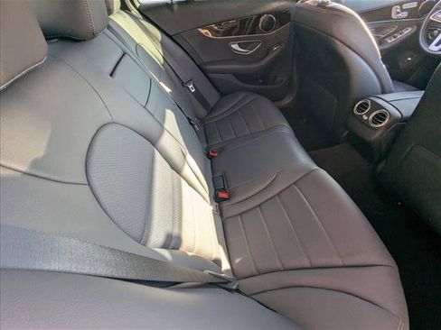 Used 2019 Mercedes-Benz C 300 Sedan image 18