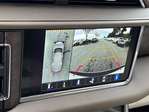 Used 2023 GMC Yukon XL Denali image 20
