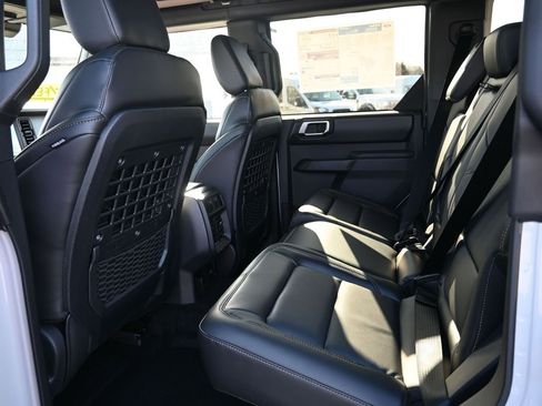 New 2026 Ford Bronco Badlands image 16