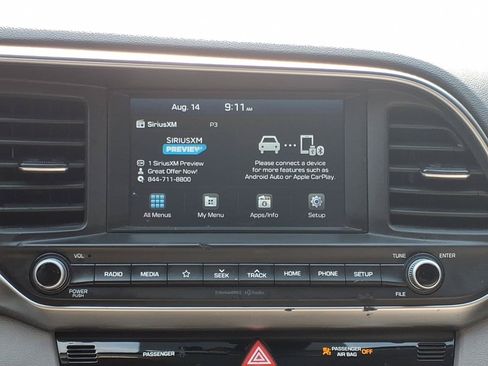 Used 2020 Hyundai Elantra SEL FWD image 6