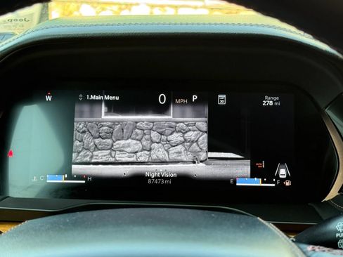 Used 2022 Jeep Grand Cherokee Summit AWD/4WD image 38