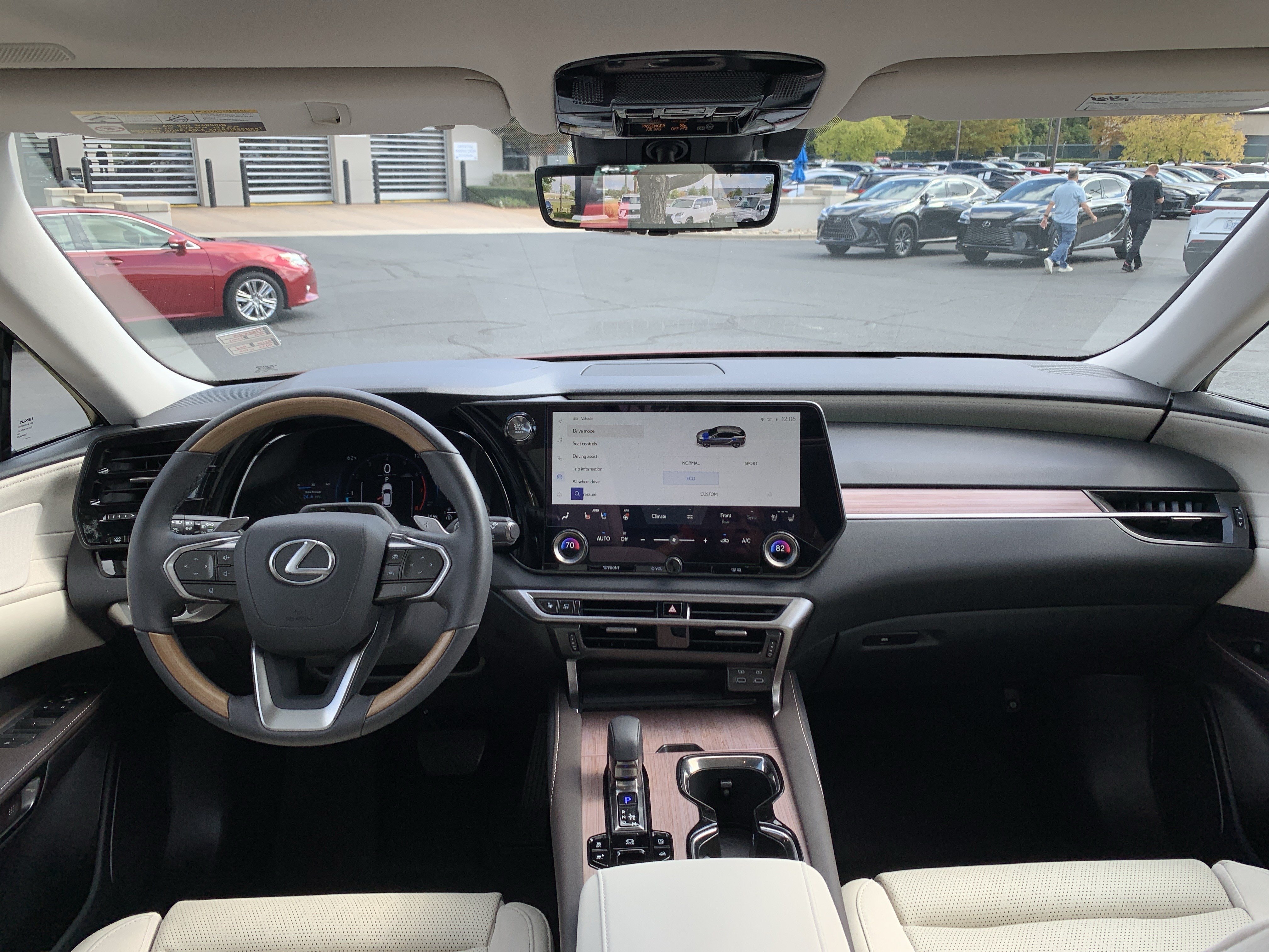 Used 2025 Lexus RX 350 AWD w/ Convenience Package image 30