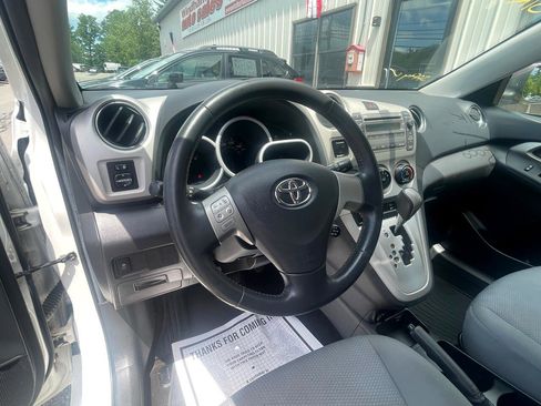 Used 2009 Toyota Matrix S image 12