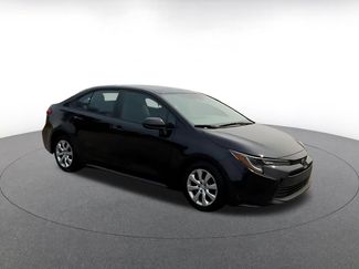 Used 2025 Toyota Corolla LE FWD video 2