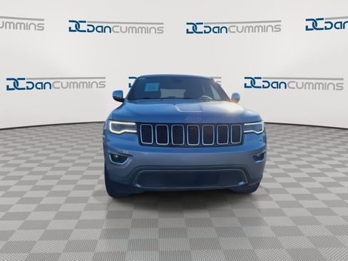 Used 2019 Jeep Grand Cherokee Limited w/ Luxury Group II image 3