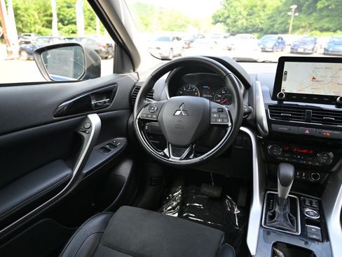 Used 2024 Mitsubishi Eclipse Cross SE AWD/4WD image 11