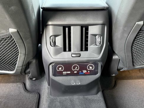 New 2025 BMW X3 xDrive30i w/ Premium Package image 29