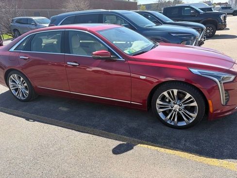 Used 2019 Cadillac CT6 Platinum image 2