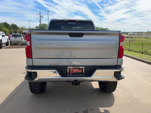 Used 2025 Chevrolet Silverado 1500 LT w/ Work Truck Package AWD/4WD image 7